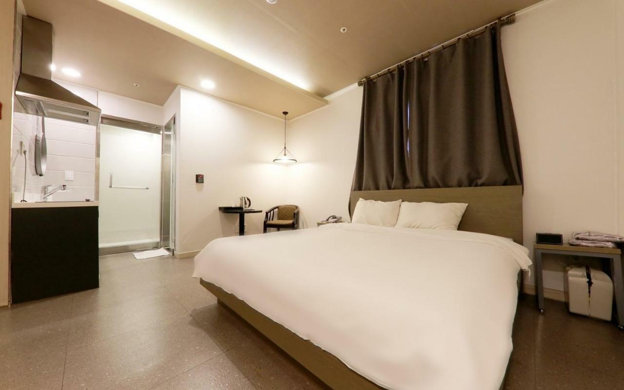 A7 Hotel Suwon Eksteriør billede