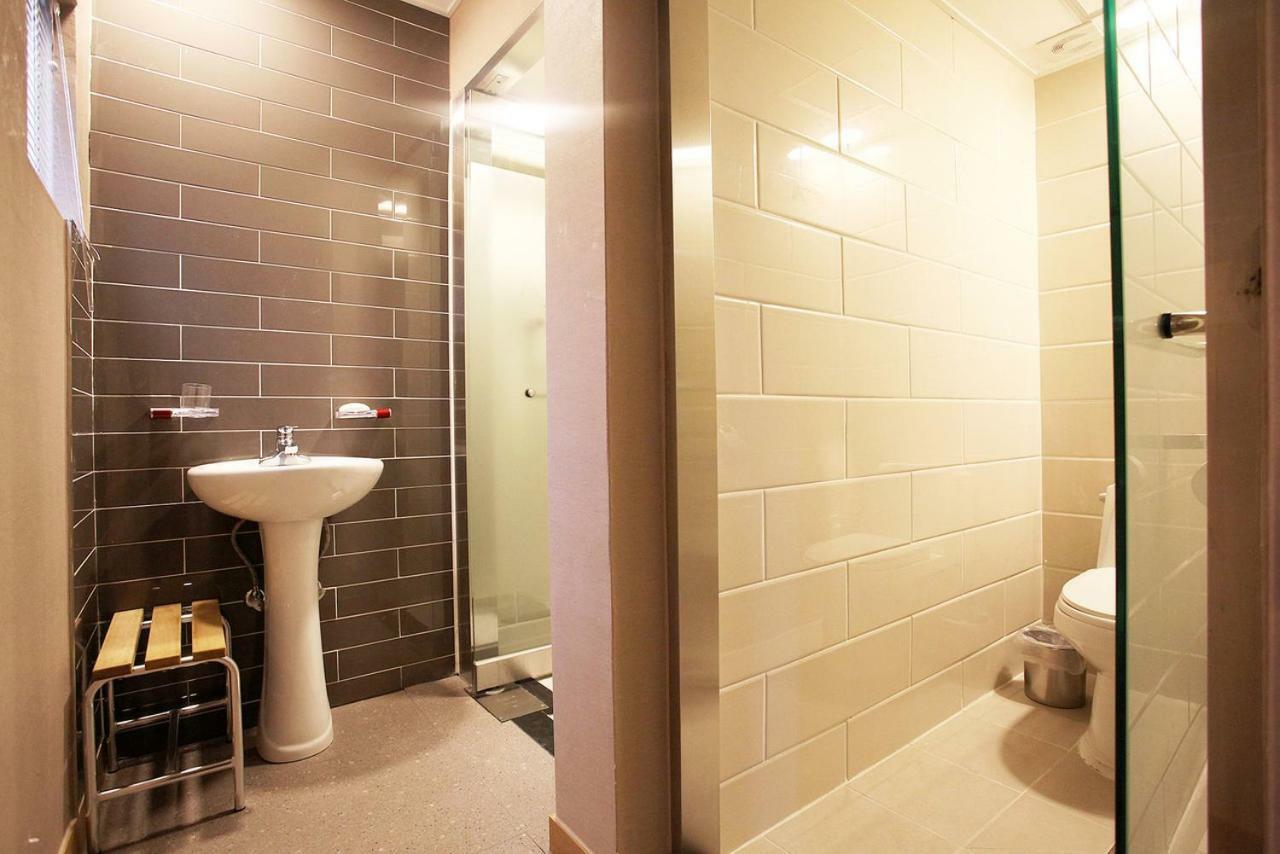 A7 Hotel Suwon Eksteriør billede