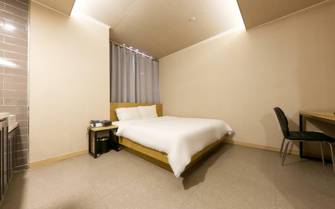 A7 Hotel Suwon Eksteriør billede