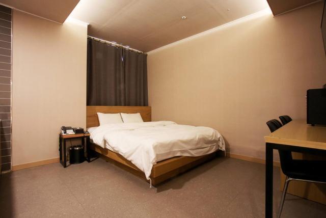 A7 Hotel Suwon Eksteriør billede